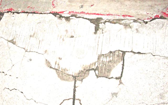 cracked basement needing repair in toronto